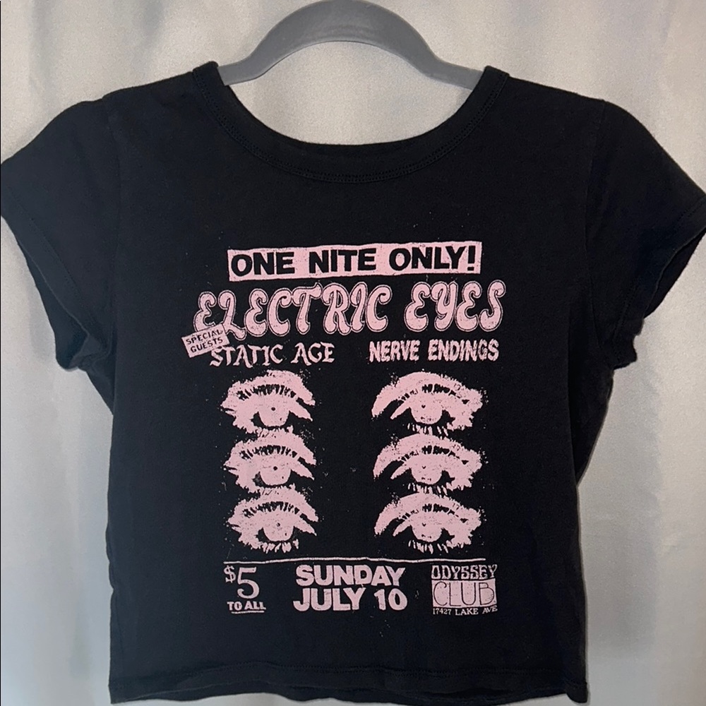 Hollister Black and Pink Crop Top Electric Eyes